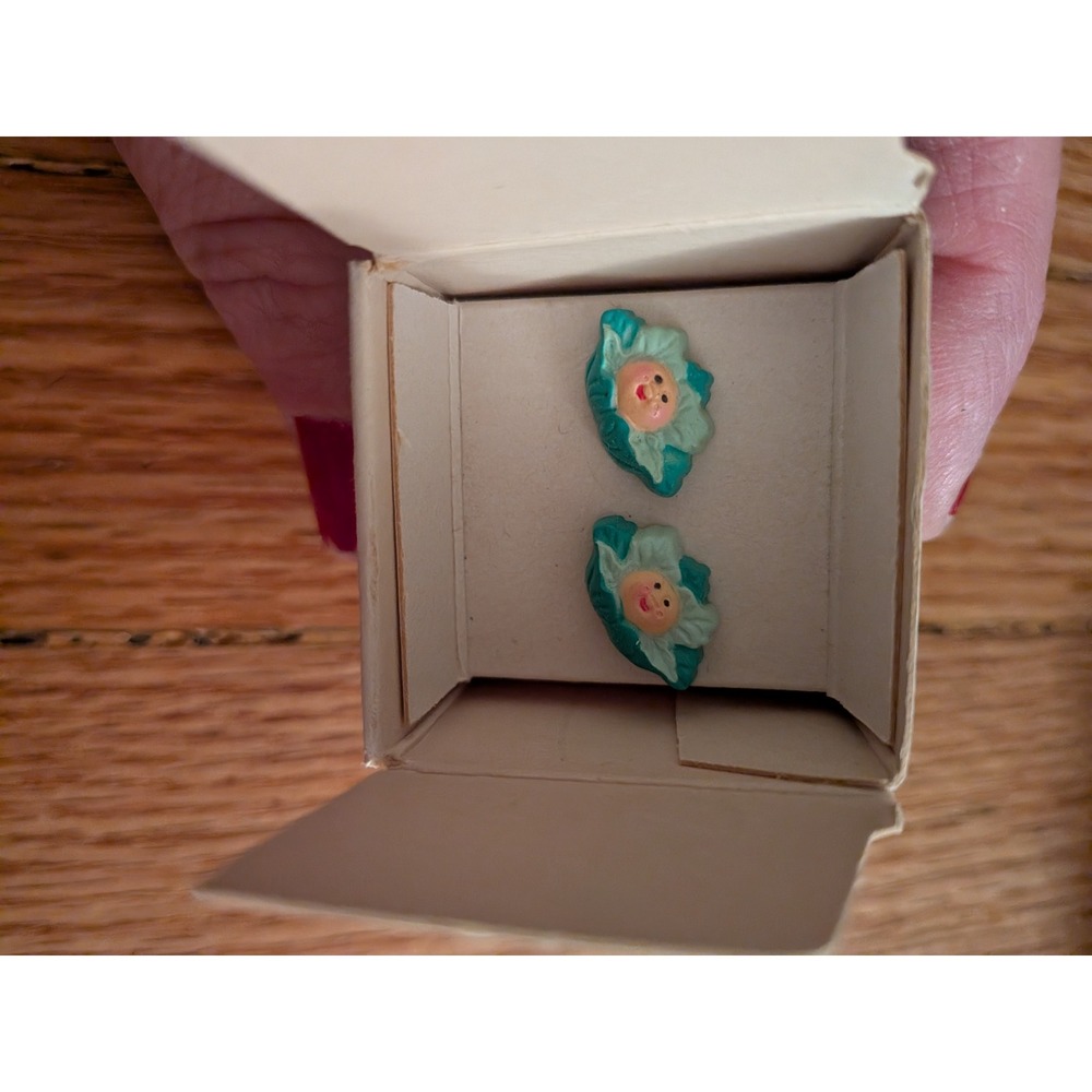 Vintage Avon Cabbage Patch Kids Pierced Earrings Retro 1980s Studs Original Box